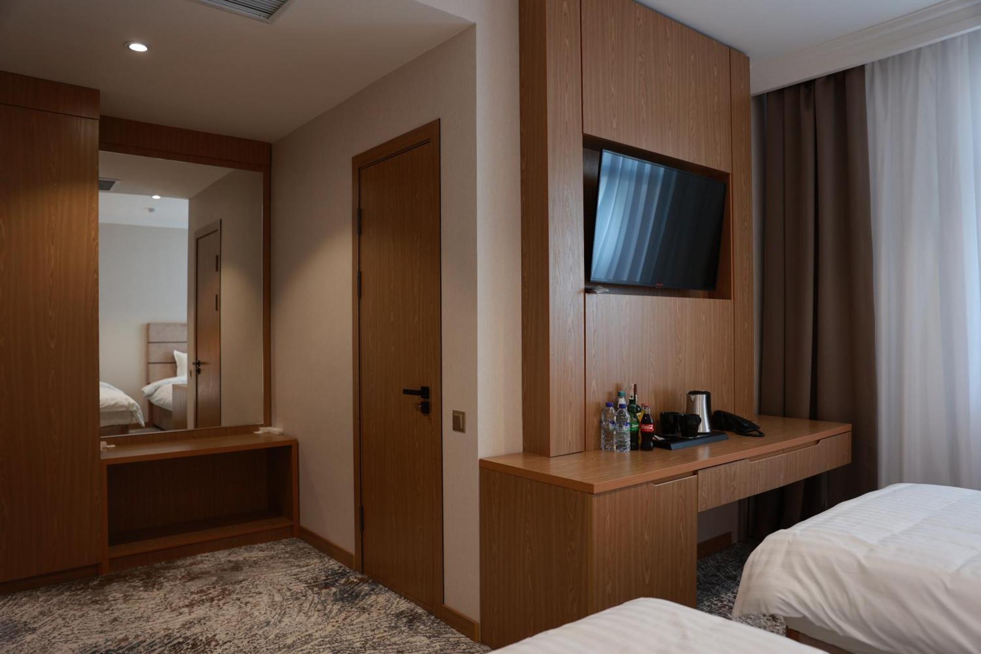 Damir Hotel Nukus Exterior foto