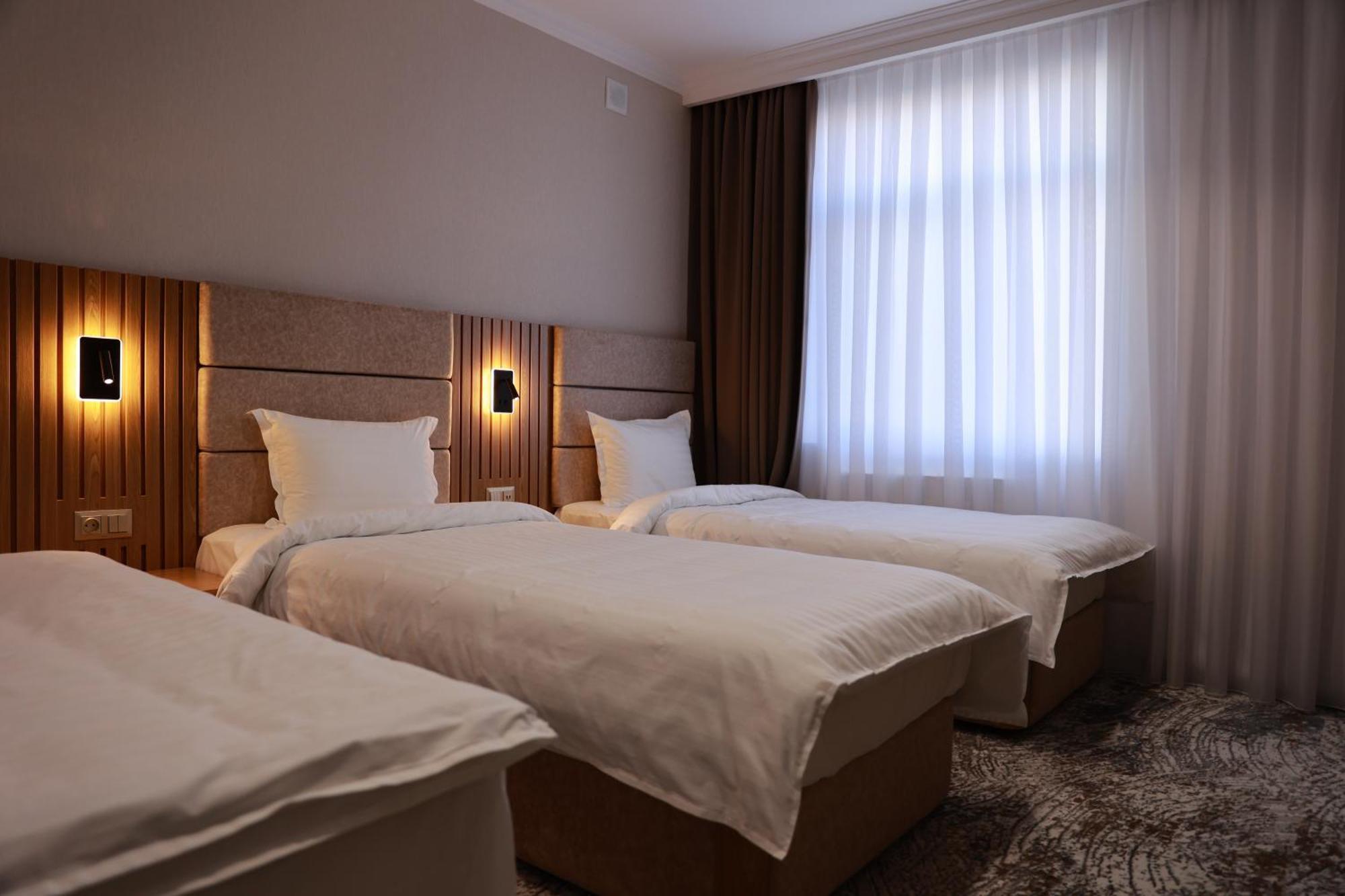 Damir Hotel Nukus Exterior foto